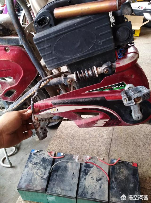 电动摩托车两组电池如何接线?