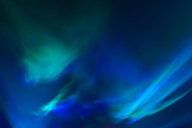 oppor17自带音乐播放器_kjkj123 播放_小蜜蜂绿色征途多开器