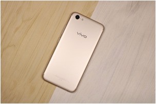 oppor9splus和vivox9plus哪个讯号好