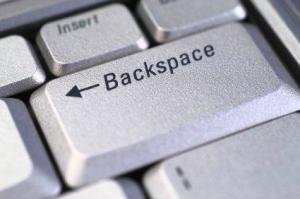 backspace键在电脑键盘上哪里啊
