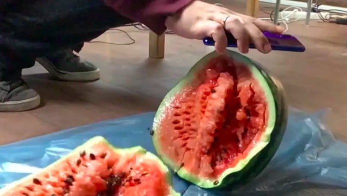 不满足于砸核桃 红米Note7 Pro质量到底有多好