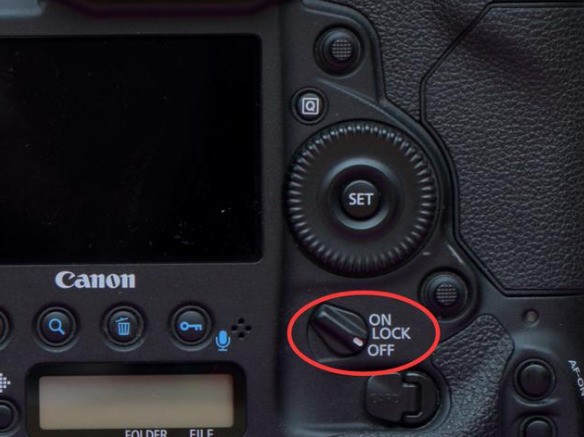 佳能单反一般背面右下角都有个lock键具体有什么用怎么很少用到呢