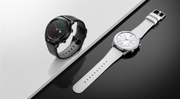 apple watch 46mm表带 ChMlWVyvDfeIddNBAABySnzhHywAAJYjQO1kq8AAHJi359.jpg