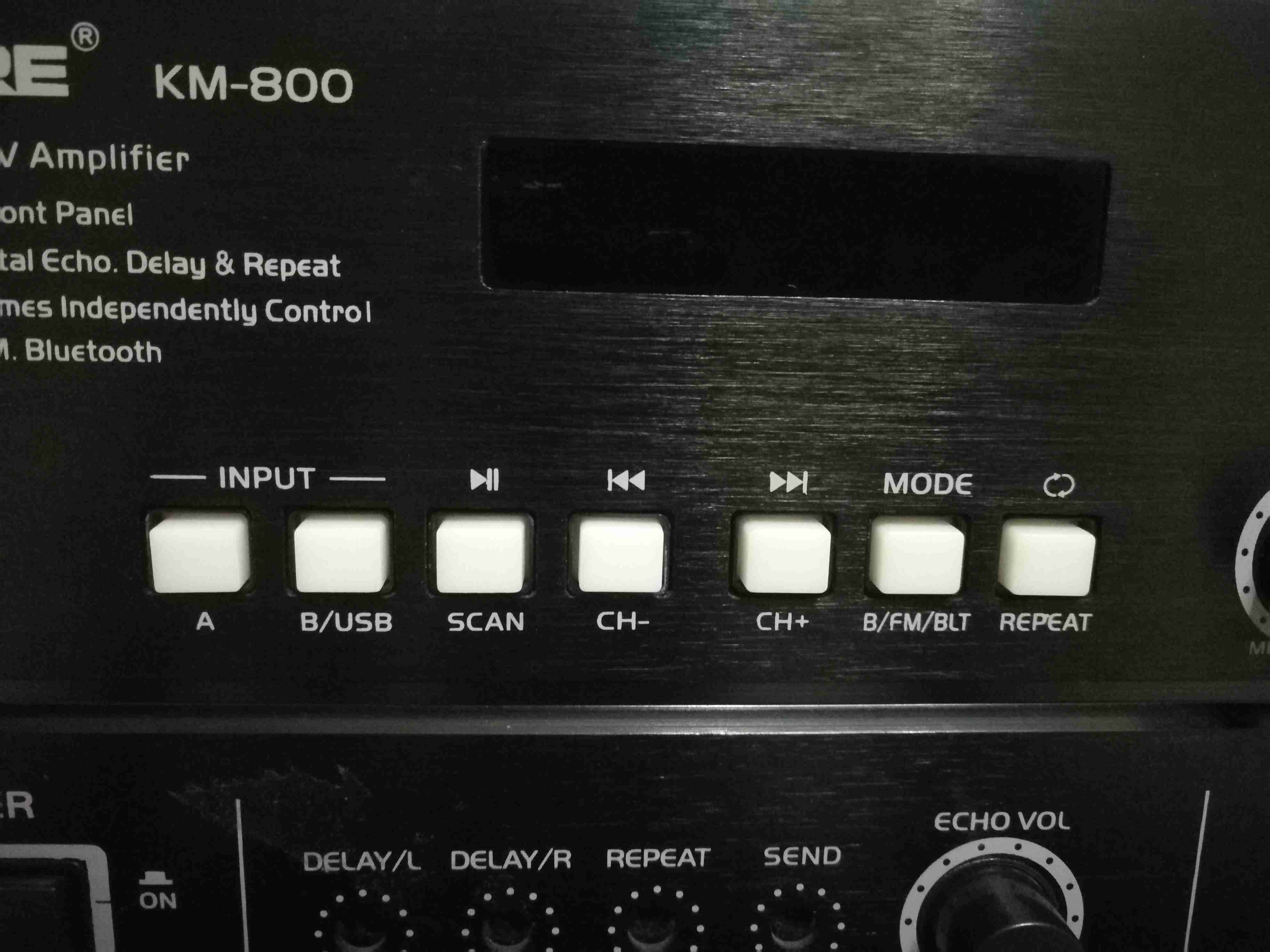 我的雅桥km-800功放开开电源小屏幕不亮,音响总按钮亮,但是各个按钮都