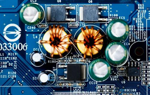 电脑主板坏了会有什么预兆?