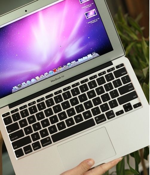 “macbook air ”怎么最小化窗口快捷键?