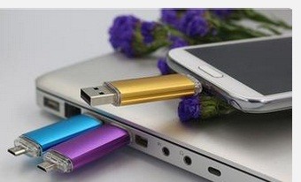 请问什么品牌的两用U盘质量好