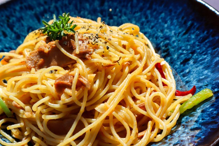 佳能M50和索尼a6300哪个好