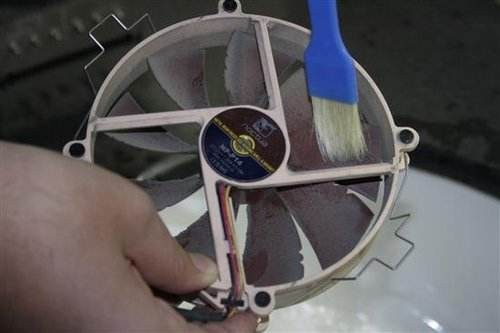 风扇转动时有呜呜的声音 ChMkJ1oO2RGIBCtoAABWs_PCHc4AAiQHQHLPpsAAFbL946.jpg