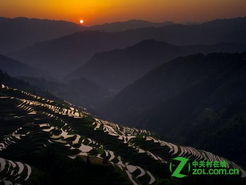 尼康d7000现在多少钱
