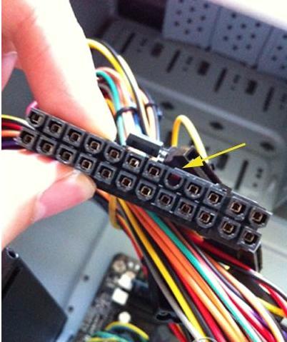 安钛克hcp 1000w电源的主板24pin电源接口里一个pin肿么是空的