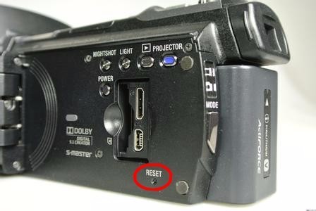 索尼hdr-pj670的复位键在哪啊?[图片]