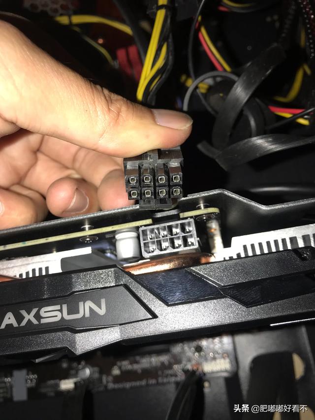 电源是6pin插口显卡是8pin针口怎么对接上用什么转接头