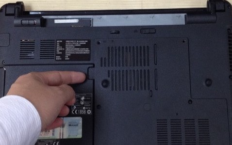 电脑怎么清理内存条 ChMkJ1nwAKCIEAeCAACAhWJf8CIAAhh3wPWj_cAAICd706.jpg