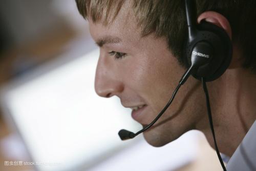 我的vivo手机别人打电话来有声音,可是屏幕没有