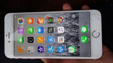 手机为什么自动点击屏幕 ChMkJ1pEo6KINP_OAABYZkxFbwcAAjksAM_IGoAAFh-647.jpg