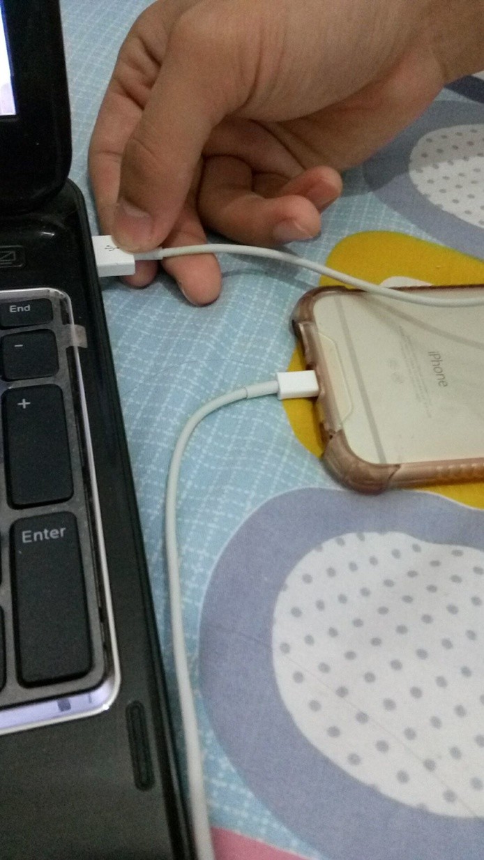 苹果六手机上的录音肿么传到u盘里?