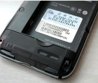 小米手机怎么安装储存卡?