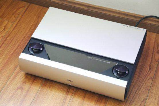 坚果新款激光电视 ChMkJlvirlyIBe79AABmmjhik64AAtAuQKtijYAAGay749.jpg