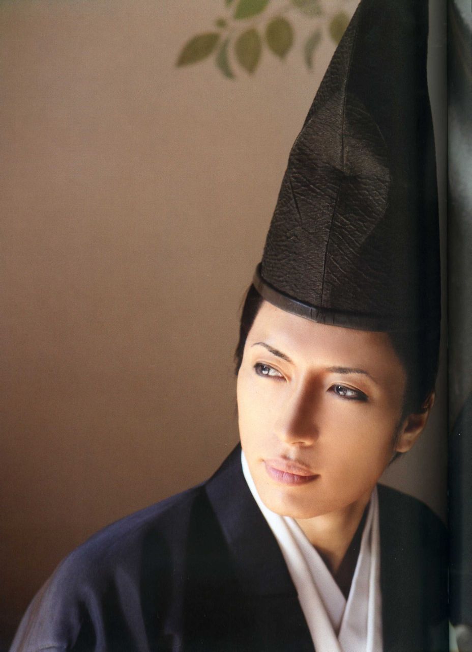 求大河剧风林火山中gackt饰演的上杉谦信的壁纸