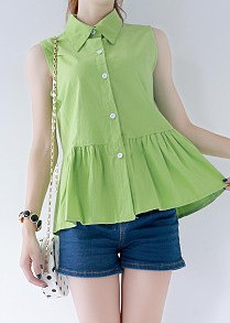 草绿色衬衣配什么颜色裤子好看?