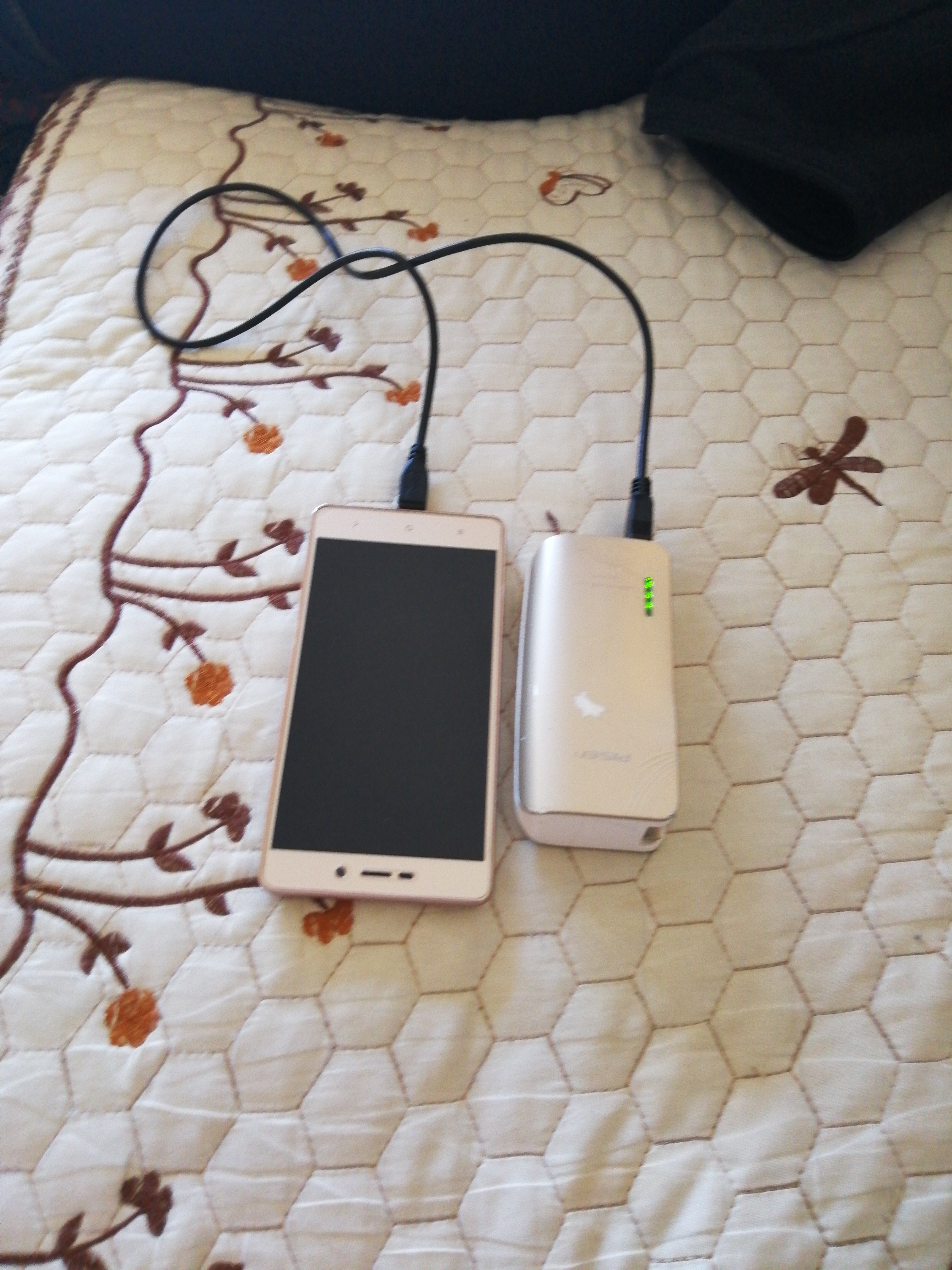 红米note3开不了机充电红灯闪烁