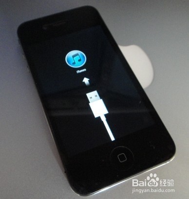 iPhone不能开机充电无反应 电话可以打通解