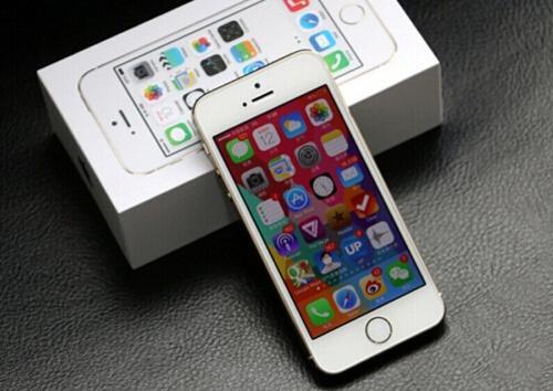 iphone14被雨淋了有事吗