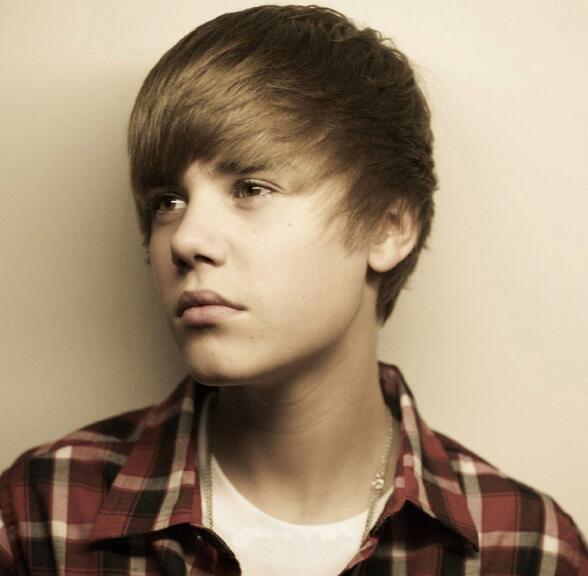 肿么把易拉罐的平面设计图做成立体效果图？