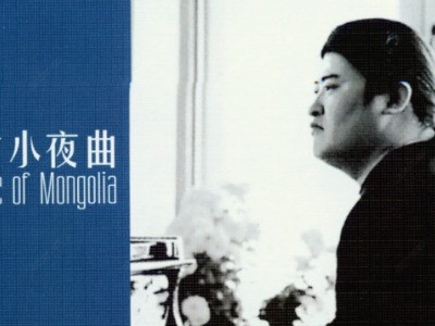 少年壮志不言愁伴奏