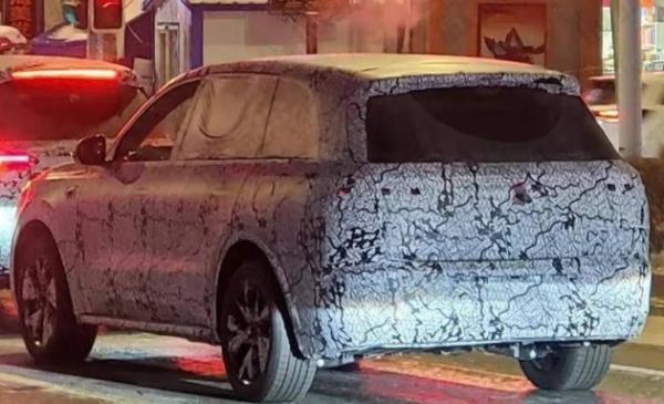 理想l8几座suv
