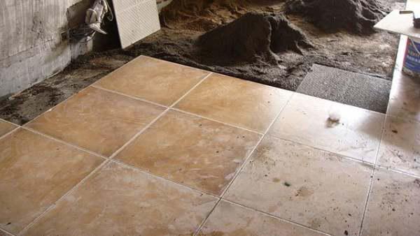 外墙涂料上贴瓷砖直接贴可以吗? 贴瓷砖有哪些注意事项?