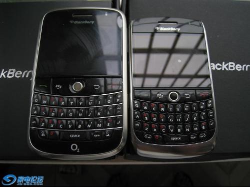 黑莓8900和9000那个更划算？(从各个方面来看，例如音质，外型，运行速度，按键方便舒适度等等！)没有接触过