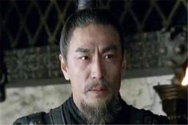 连下齐国七十余城的战国将领是____。