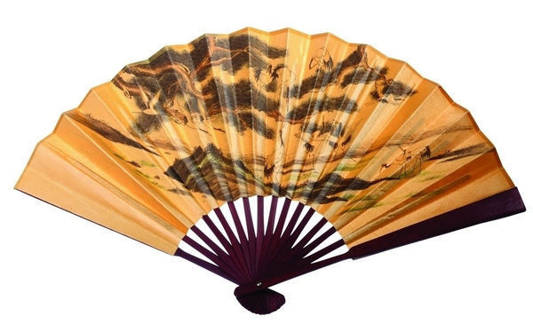 求PS大大做一个折扇，扇子上面用人物风景画写字都可以。