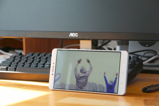 小米Max测评：超长续航+超大屏 来自你还选小米5吗？