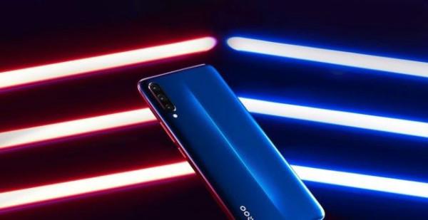 魅族16s和iQOO哪个更好用？打游戏吃鸡多哪个合适？