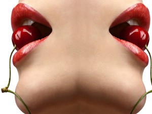 ps中怎样做镜像效果 ？ 【速度 高分】