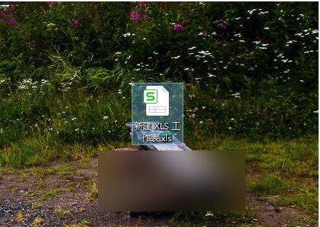 EXCEL折线图的纵坐标数字排列次序来自倒过来吗