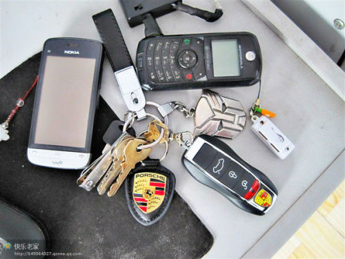 保时捷车钥匙