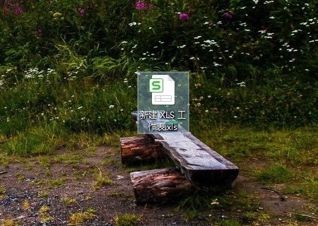 Excel表做折线图为何没有折线呢?