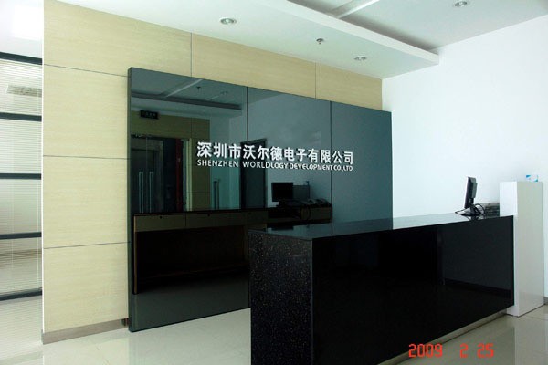 有人在锂电池里头装GPS的吗