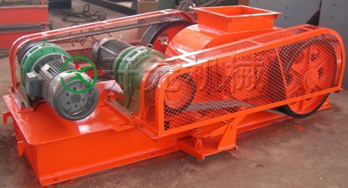 双齿辊破碎机cad图纸