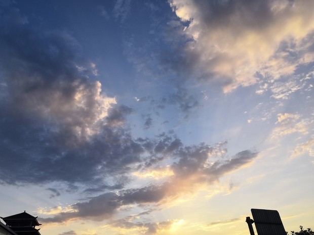 荣耀手机拍照为什么改变画质