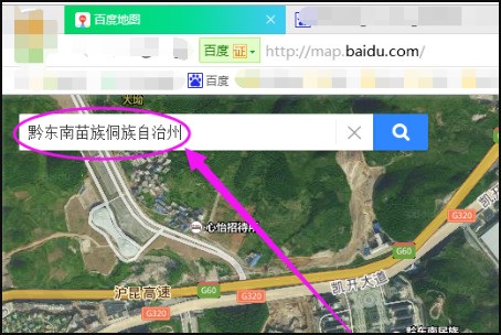 请教CAD大师超检李格直期合，怎么将百度地图导入CAD中，并且把街道轮廓完美展示？多谢！