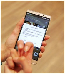 荣耀手机录屏的快捷手势