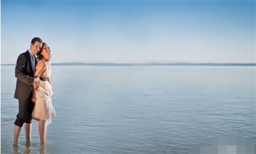 ps怎么移动图片位置?