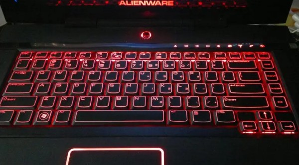 外星人键盘灯怎么开启