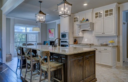 餐边柜中间镂空部分怎么样处理