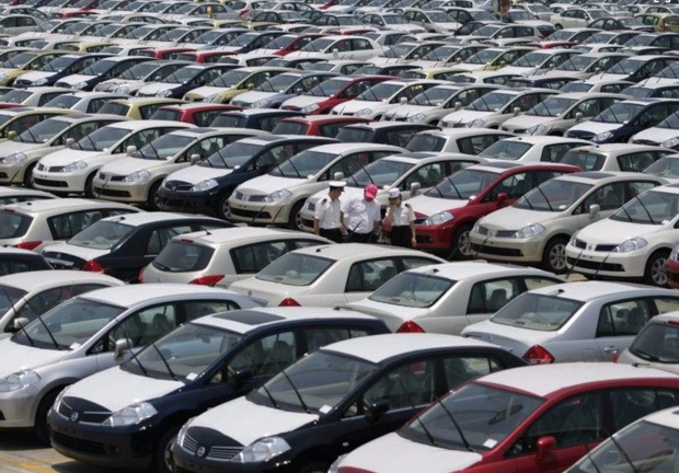 冰雪路行来自车时   。